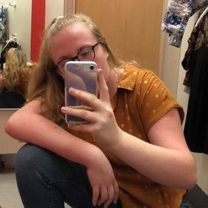 Meet your Posher, Savannah